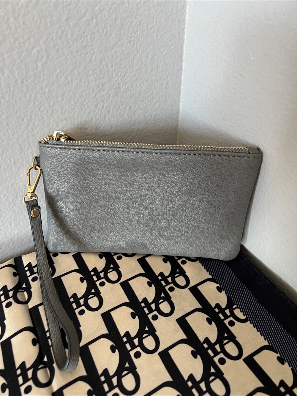 Wristlet